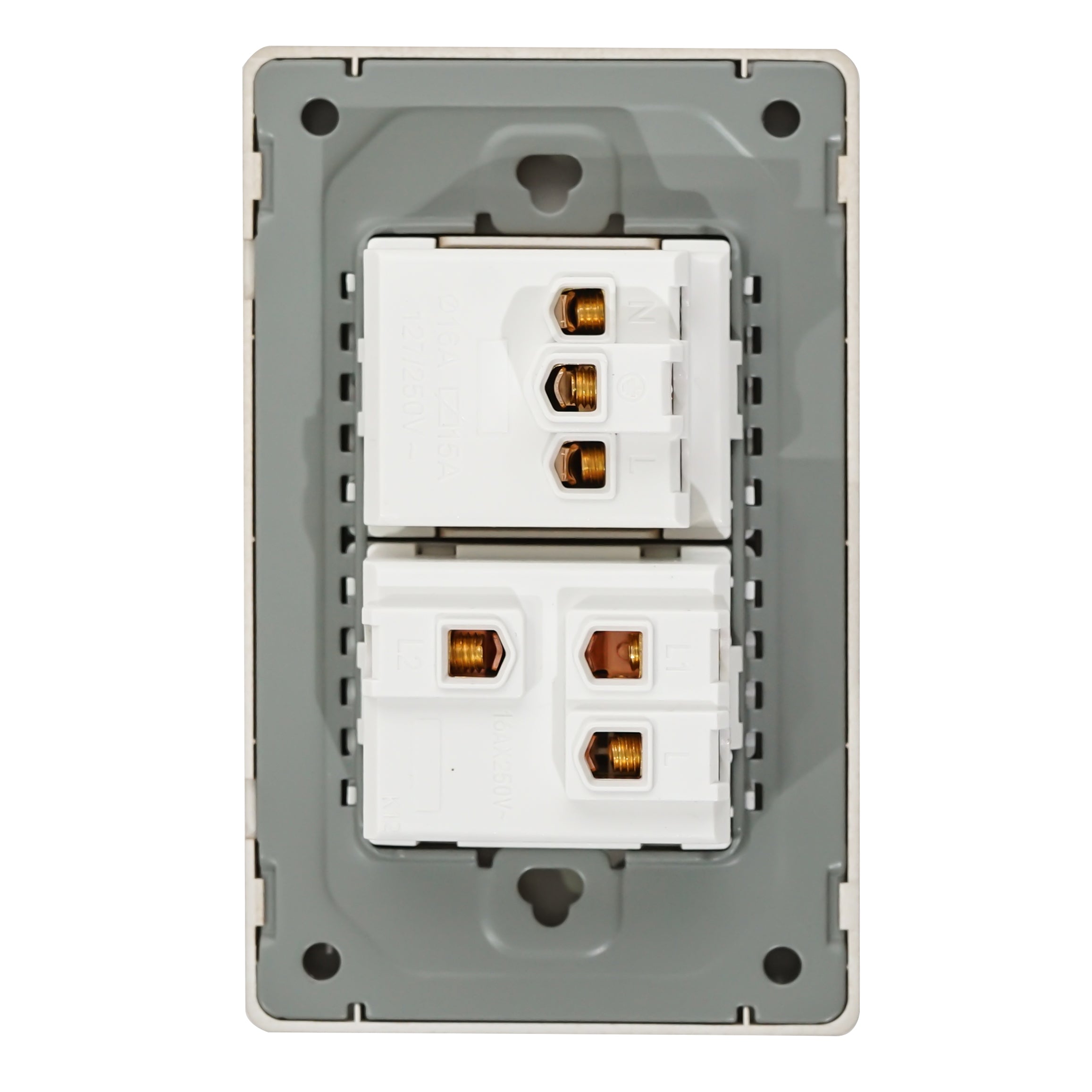 VALO | Placa con Interruptor y clavija acabado en acrílico color madera